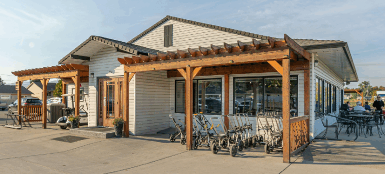 14th Ave Bar Grill at Hillview 768x349